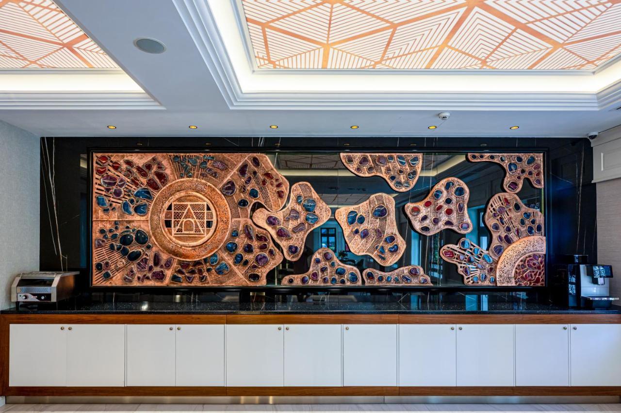 Hotel Carolin Călimăneşti المظهر الخارجي الصورة